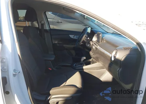 2023 Kia Forte Lxs z USA, uszkodzony, nr VIN 3KPF24AD5PE692142